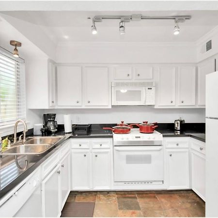 Stunning Private Room In Town Home Χιούστον Εξωτερικό φωτογραφία