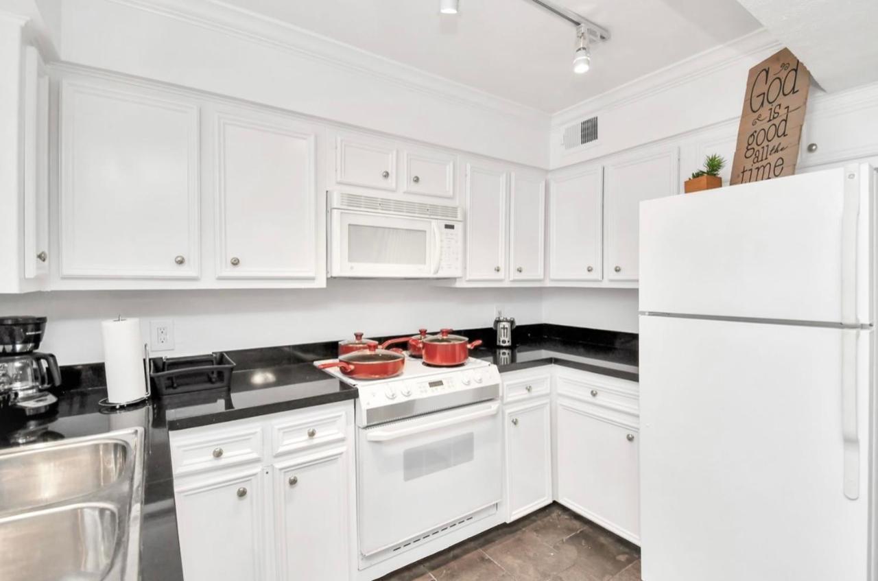 Stunning Private Room In Town Home Χιούστον Εξωτερικό φωτογραφία