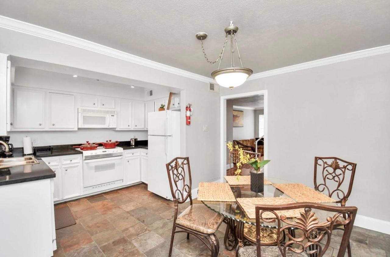 Stunning Private Room In Town Home Χιούστον Εξωτερικό φωτογραφία